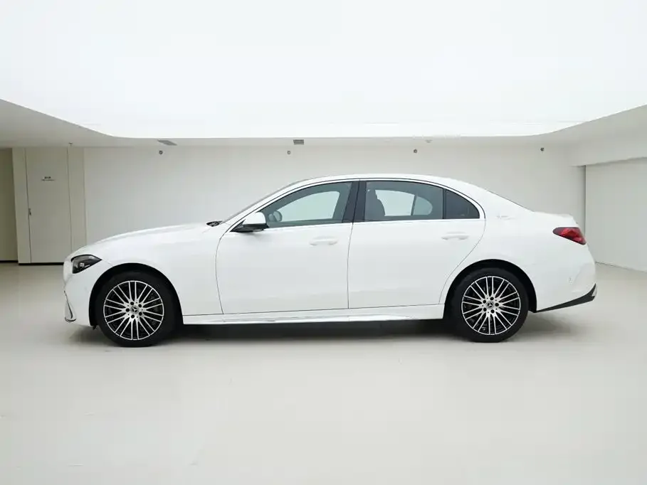 Mercedes-Benz Mercedes-Benz C-Class 2025 C 260 L Sport Edition — Фото автомобиля 3