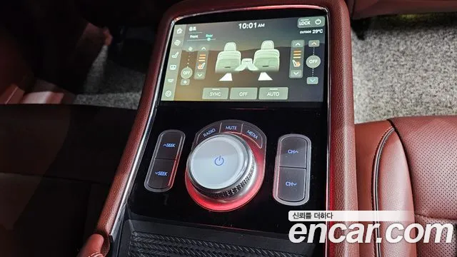 Genesis G90 Бензин 3.5 турбо AWD — Фото автомобиля 19