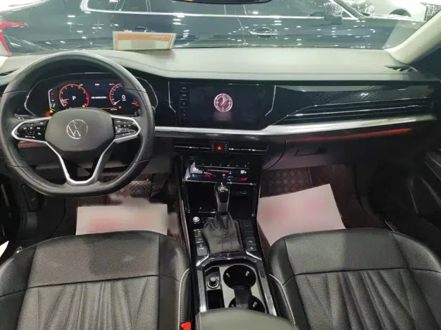 Volkswagen Passat — Фото автомобиля 9