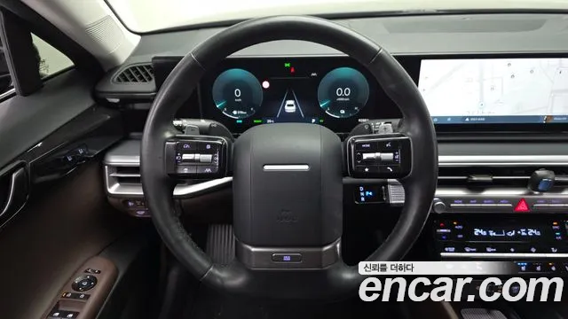 Hyundai Grandeur GN7 — Фото автомобиля 19