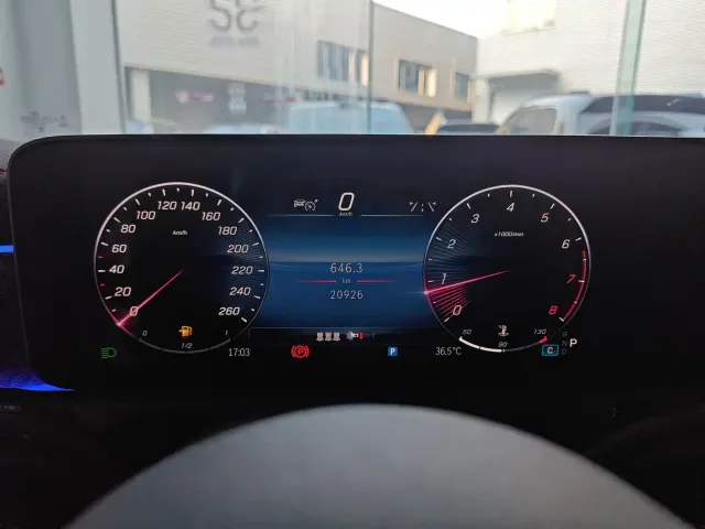 Mercedes-Benz A-Class — Фото автомобиля 5