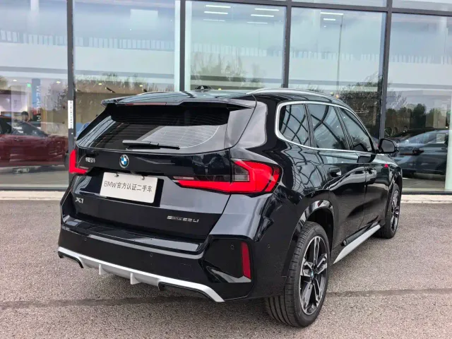 BMW BMW X1 2025 sDrive25Li M Sport Package — Фото автомобиля 6