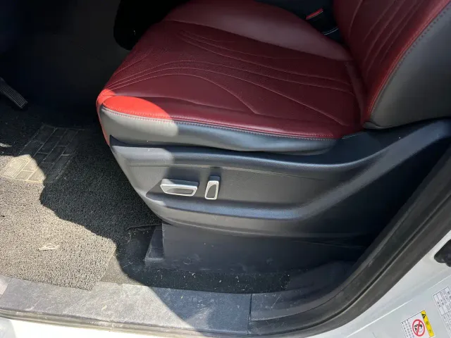 GAC Trumpchi M8 — Фото автомобиля 11
