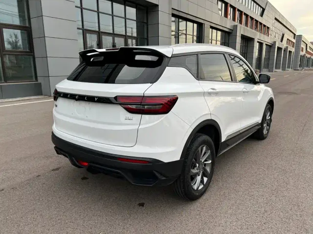 Geely Binyue — Фото автомобиля 4