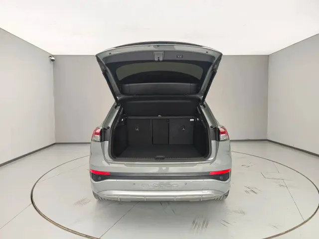 Audi Q4 e-tron — Фото автомобиля 12