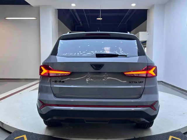 Jetta VS7 — Фото автомобиля 5