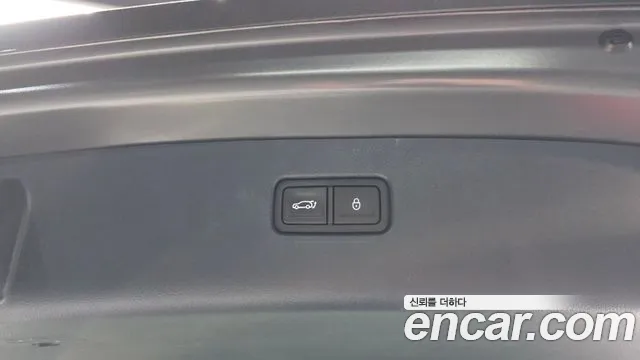 Genesis GV80 2.5T Бензин AWD — Фото автомобиля 29