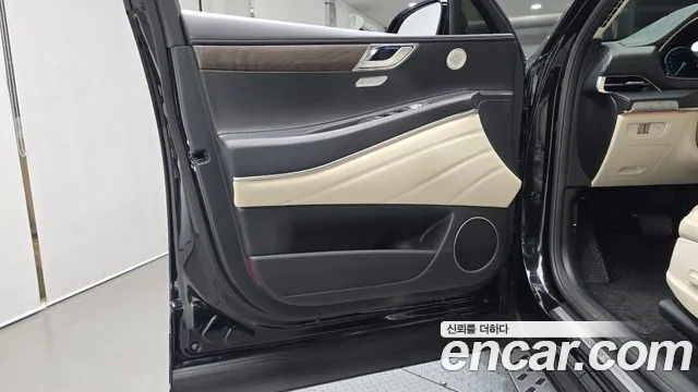 Genesis GV80 — Фото автомобиля 13