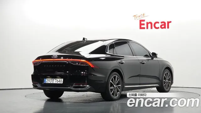 Hyundai Grandeur Новый Grandeur IG — Фото автомобиля 2