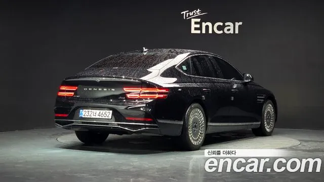 Genesis G80 Бензин 2.5 турбо AWD — Фото автомобиля 2