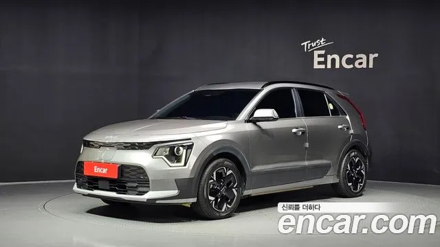 Фотография автомобиля — Kia Niro New