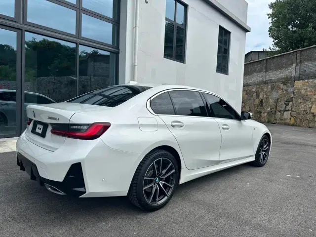BMW 3 Series — Фото автомобиля 7