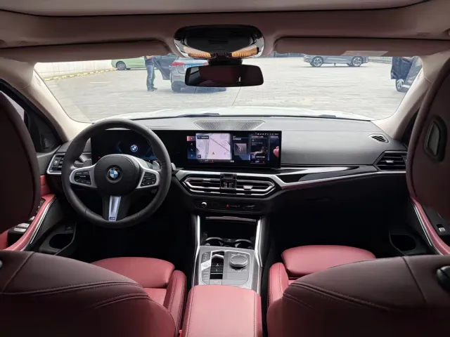 BMW 3 Series — Фото автомобиля 9