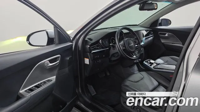 Kia Niro Niro Plus Air — Фото автомобиля 2