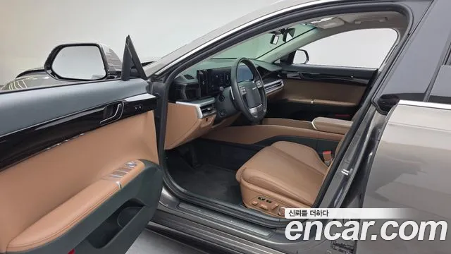 Hyundai Grandeur GN7 — Фото автомобиля 10