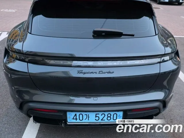 Porsche Taycan Taycan Khan — Фото автомобиля 9