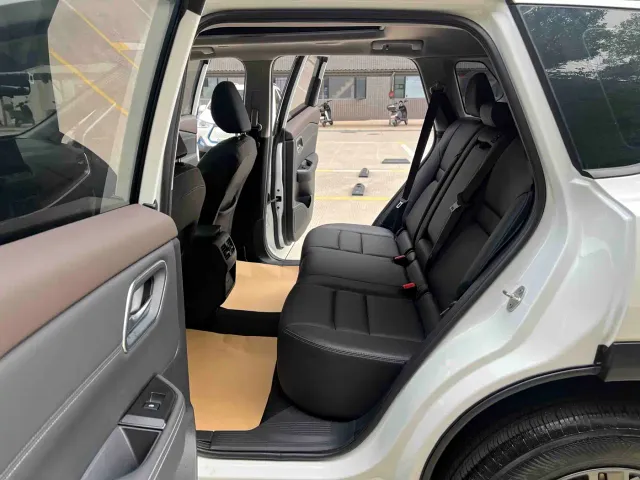 Nissan X-Trail — Фото автомобиля 7