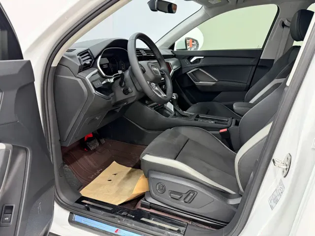 Audi Q3 — Фото автомобиля 16