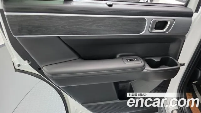 Hyundai Santa Fe — Фото автомобиля 14