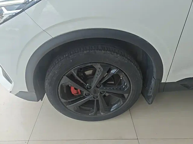 Geely Binyue — Фото автомобиля 22