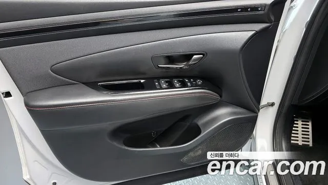Hyundai Tucson Tucson (NX4) Бензин 1.6 турбо 2WD — Фото автомобиля 22