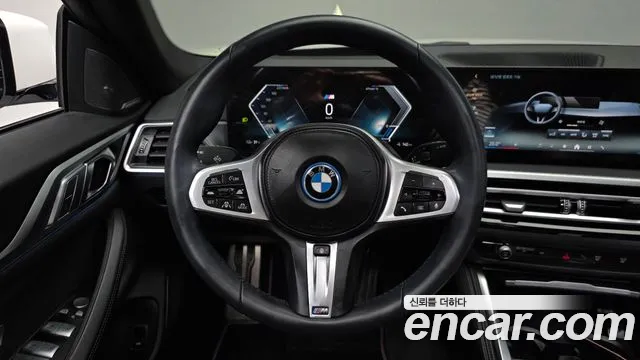BMW i4 — Фото автомобиля 13