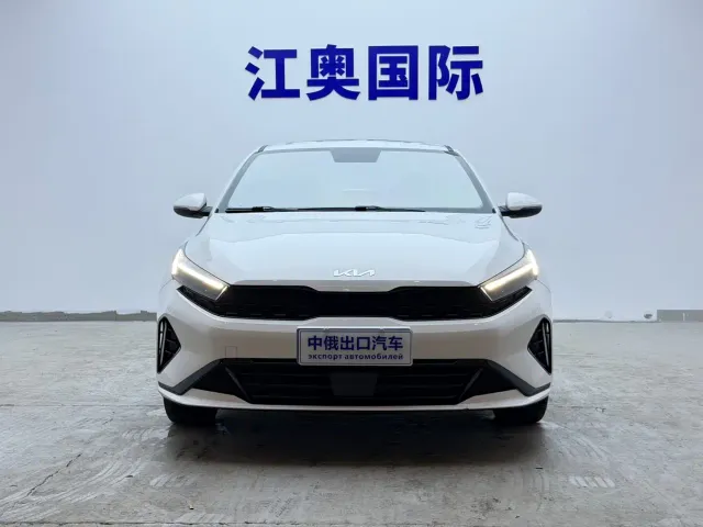 Kia K3 — Фото автомобиля 2