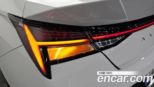 Hyundai Avante CN7 — Фото автомобиля 8