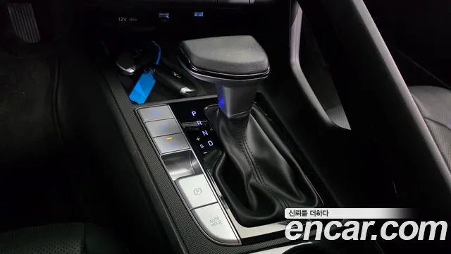 Hyundai AVANTE Inspiration — Фото автомобиля 9