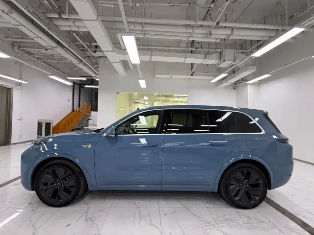 Li Auto L9 — Фото автомобиля 3