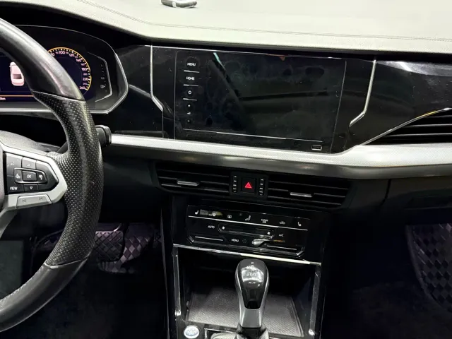 Volkswagen Passat — Фото автомобиля 15