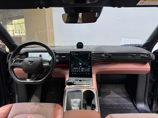 Nio EC6 — Фото автомобиля 19