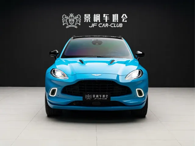 Aston Martin DBX — Фото автомобиля 2