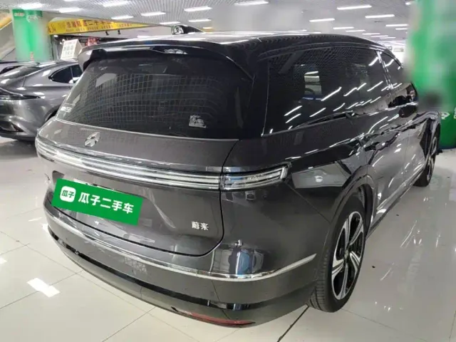 Nio ES8 — Фото автомобиля 6