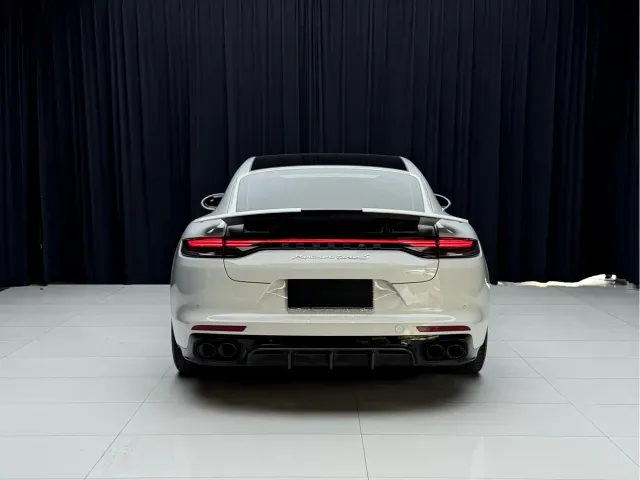 Porsche Panamera — Фото автомобиля 5