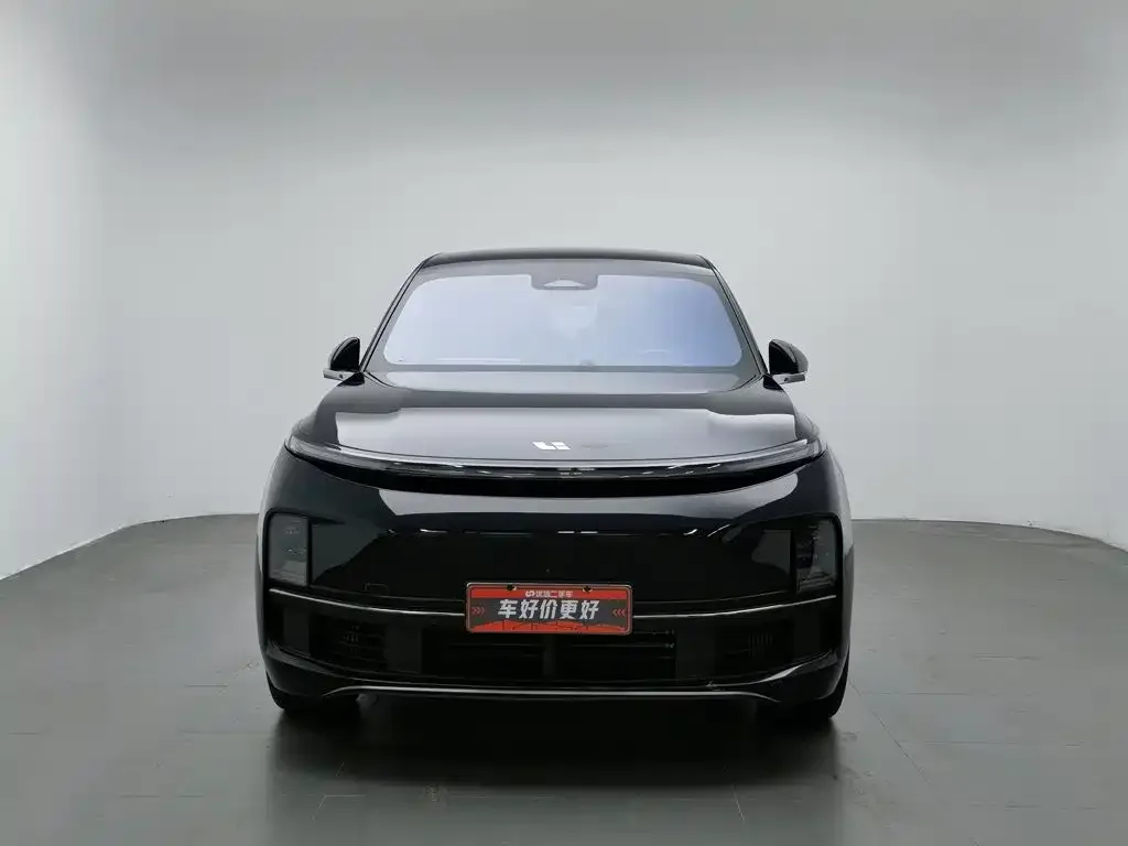 Li Auto Li Xiang L9 2023 Model Pro — Фото автомобиля 3