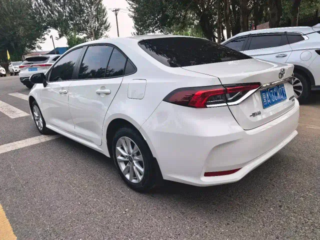 Toyota Corolla — Фото автомобиля 4