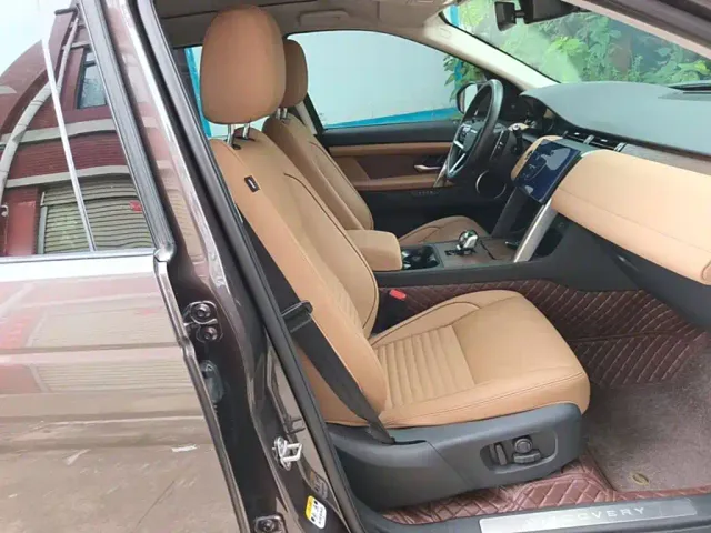 Land Rover Discovery Sport — Фото автомобиля 24