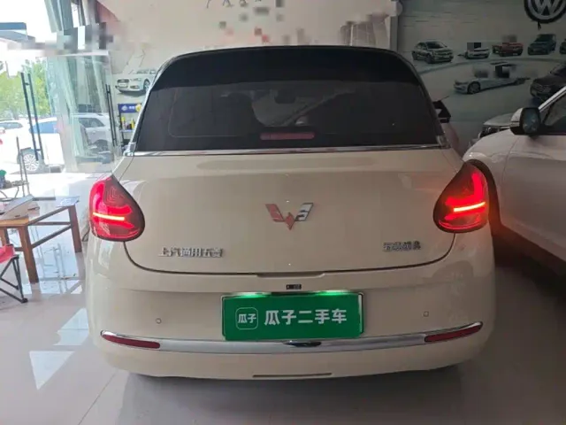 Wuling Bingo — Фото автомобиля 3