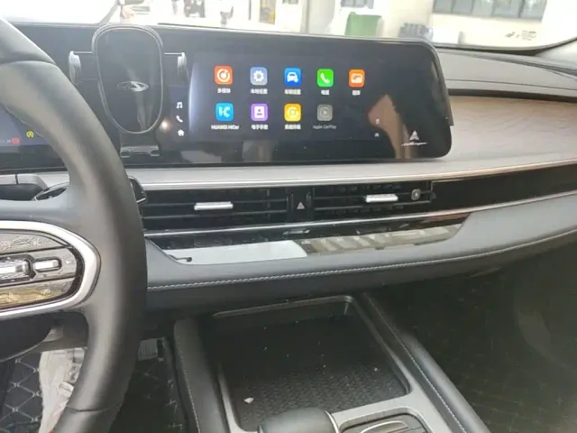 Chery Arrizo 8 — Фото автомобиля 12