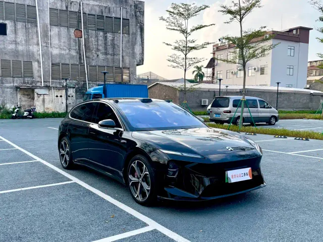 Nio ET5 Touring — Фото автомобиля 3