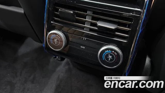 Land Rover Range Rover Sport — Фото автомобиля 17
