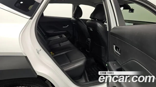 Hyundai Kona SX2 — Фото автомобиля 18