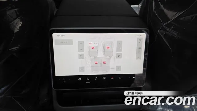 Tesla Model Y — Фото автомобиля 27