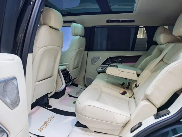 Land Rover Range Rover — Фото автомобиля 10