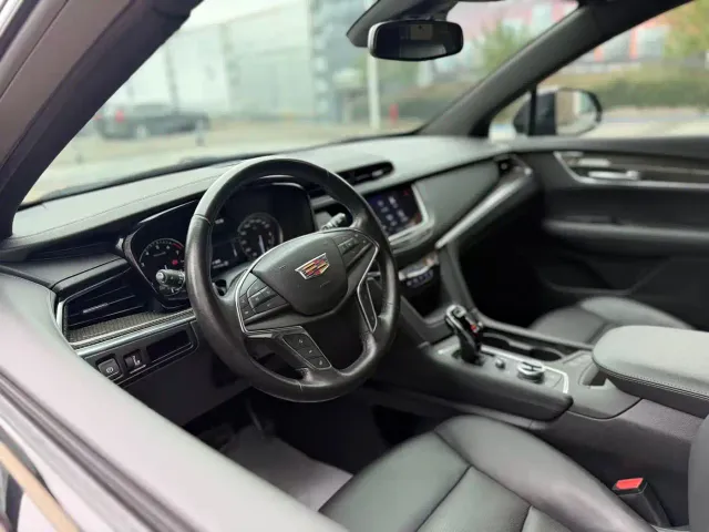 Cadillac XT5 — Фото автомобиля 9