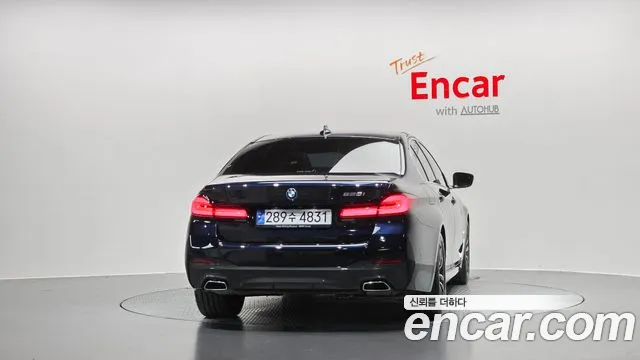 BMW 5 Series G30 — Фото автомобиля 4