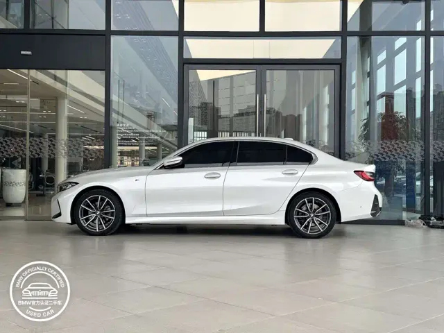 BMW BMW 3 Series 2023 325Li M Sport Package — Фото автомобиля 3