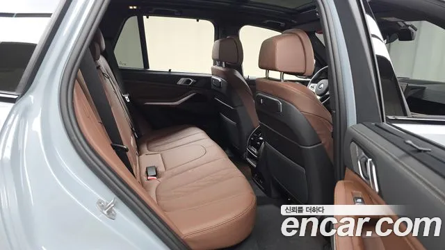 BMW X5 xDrive 40i M Sport — Фото автомобиля 11