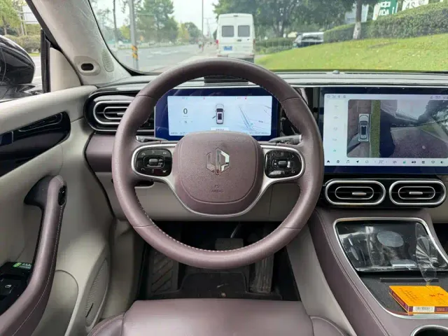 Leapmotor C11 — Фото автомобиля 14